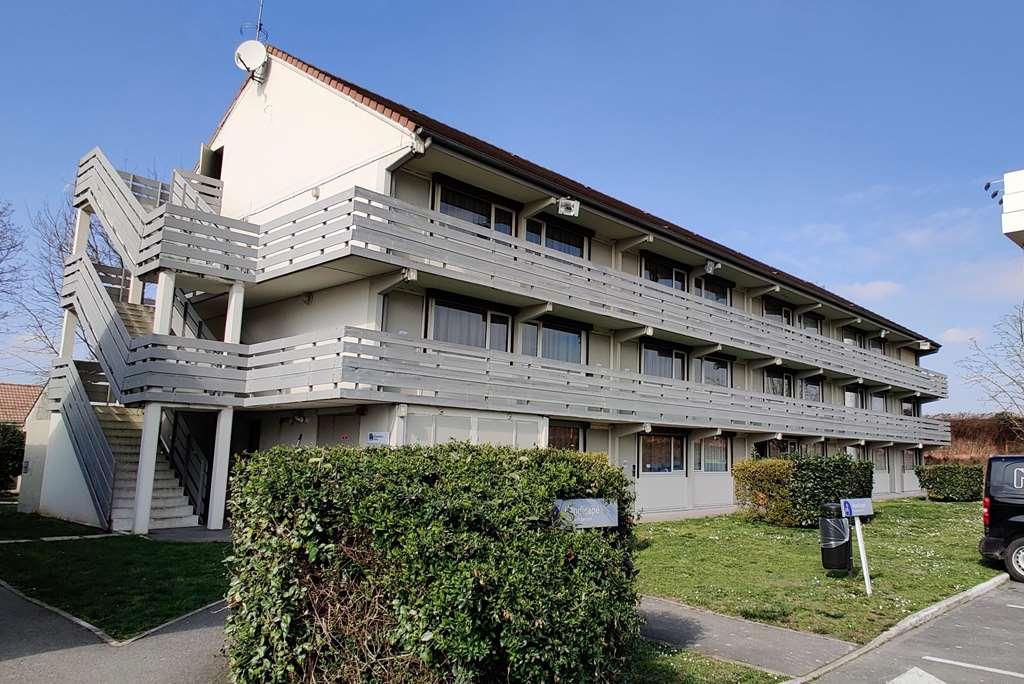 Kyriad Fontenay - Trésigny Exterior foto