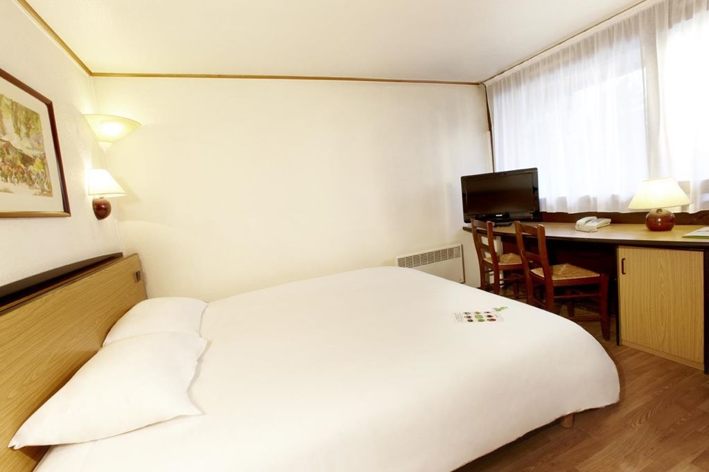 Kyriad Fontenay - Trésigny Habitación foto